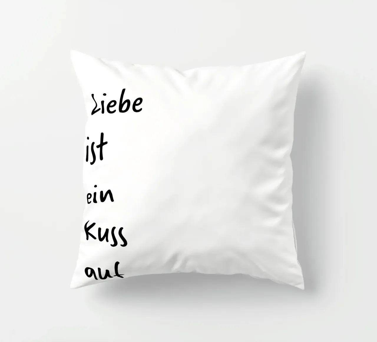 L'amore è. (scoprite ancora più amore sul mio profilo:) cuscino da FRICKE DESIGN