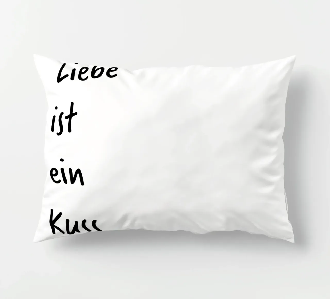 L'amore è. cuscino da FRICKE DESIGN
