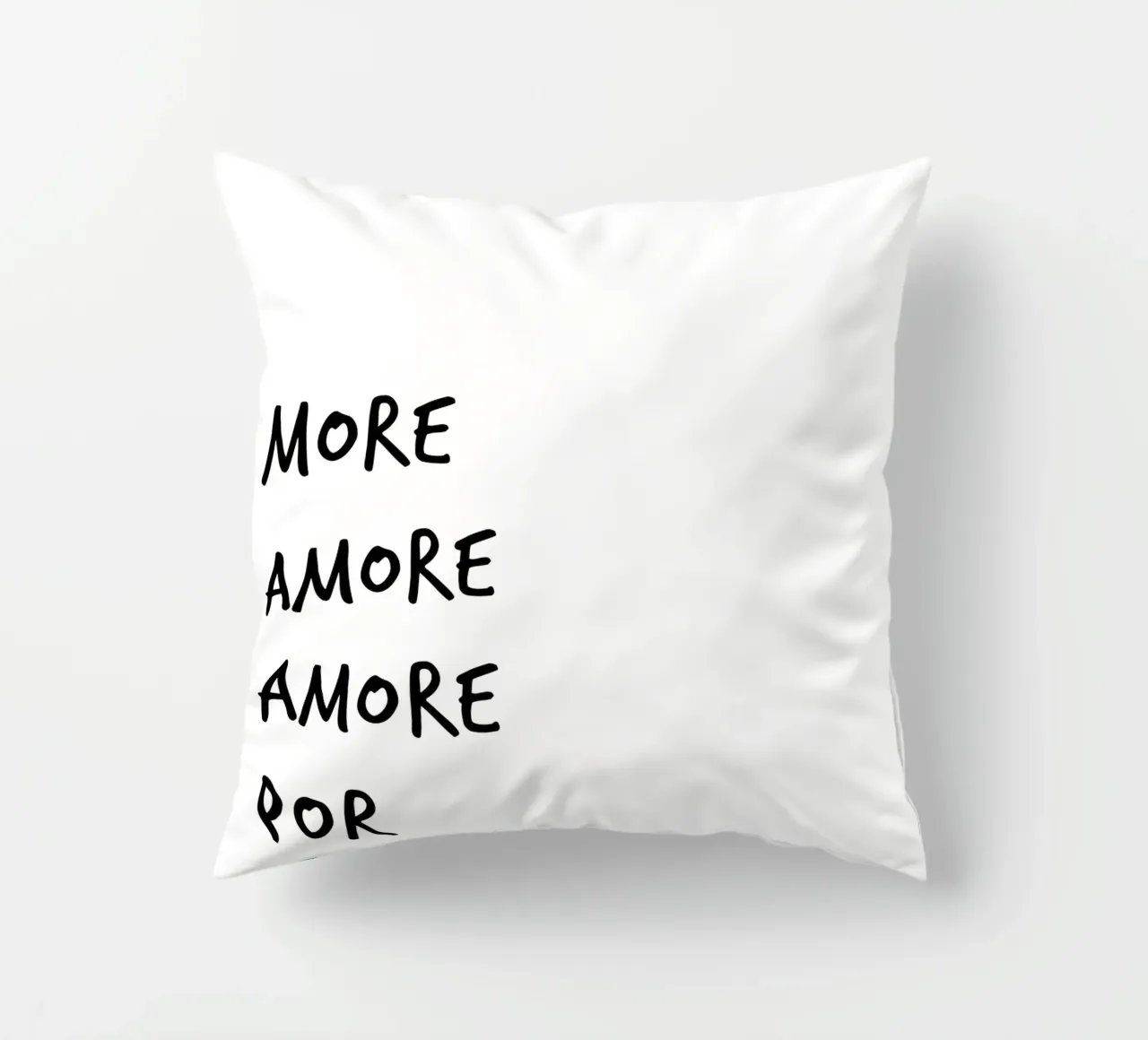 amore. cuscino da FRICKE DESIGN