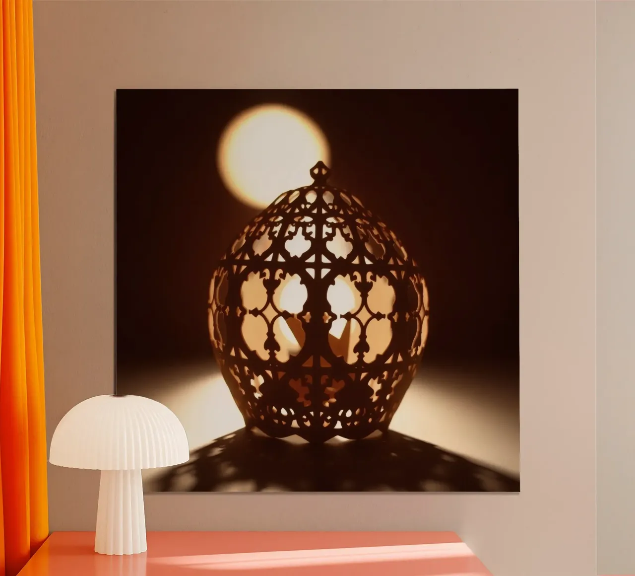 Lanterne au design complexe diffusant une lumière chaude au coucher du soleil hahnemühle de DesignDoodle
