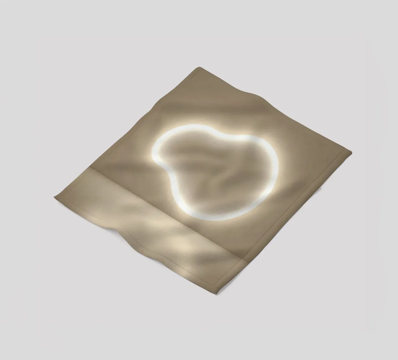 L'installation lumineuse crée une lueur douce contre un mur neutre plaid polaire de DesignDoodle