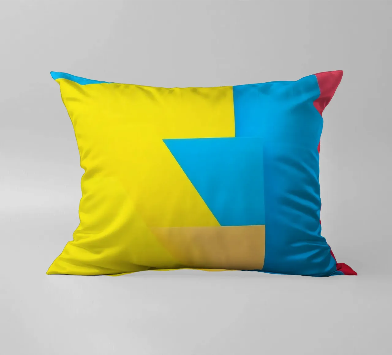 Forme geometriche colorate disposte in una vibrante composizione cuscino da DesignDoodle