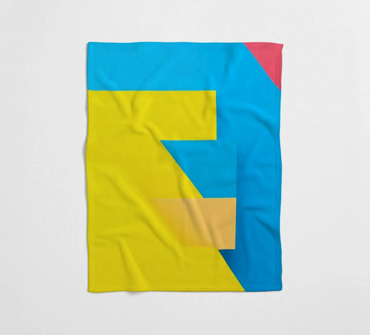 Forme geometriche colorate disposte in una vibrante composizione coperta in pile da DesignDoodle