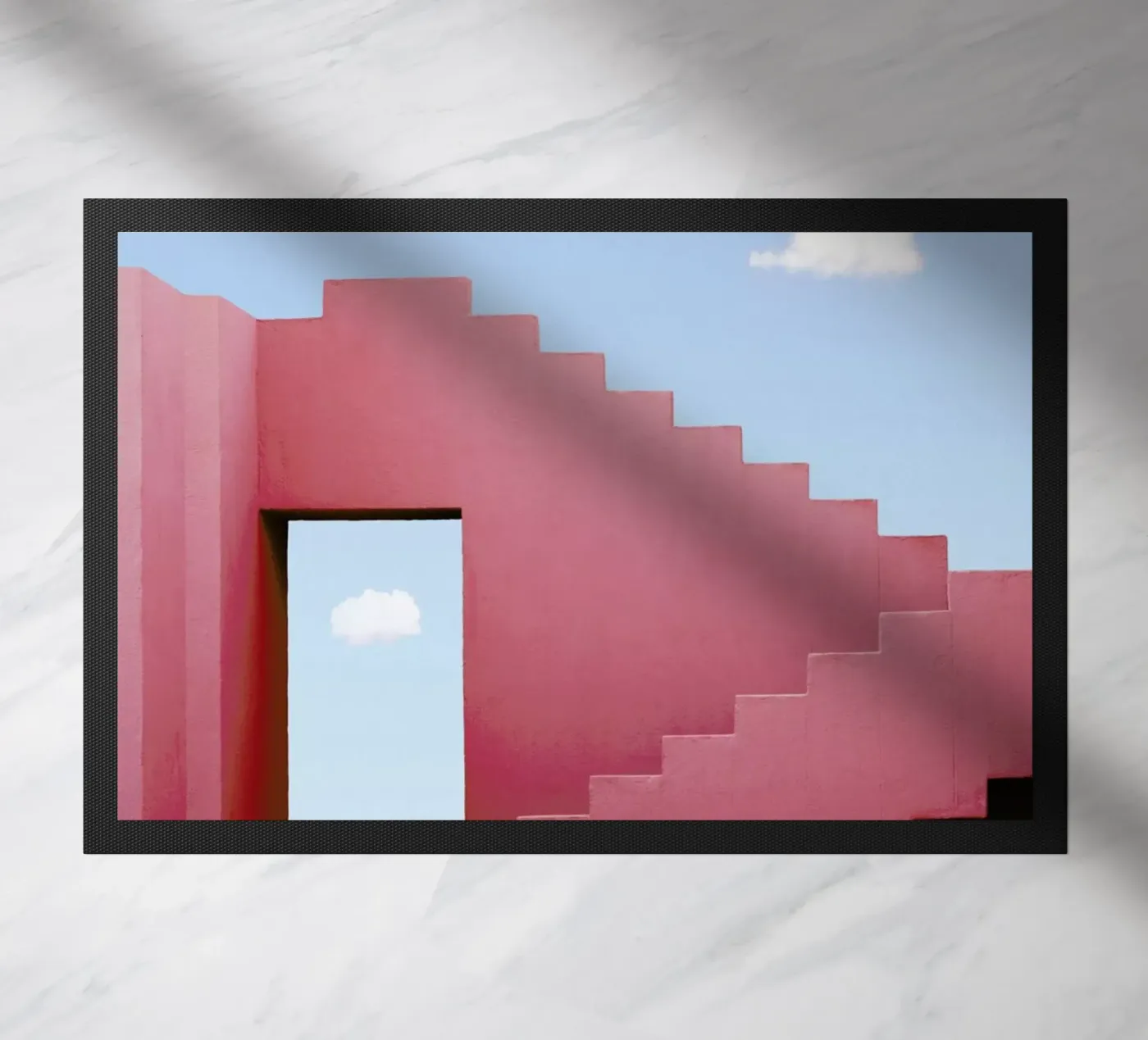 Red Maze Fußmatte von Rupert Höller
