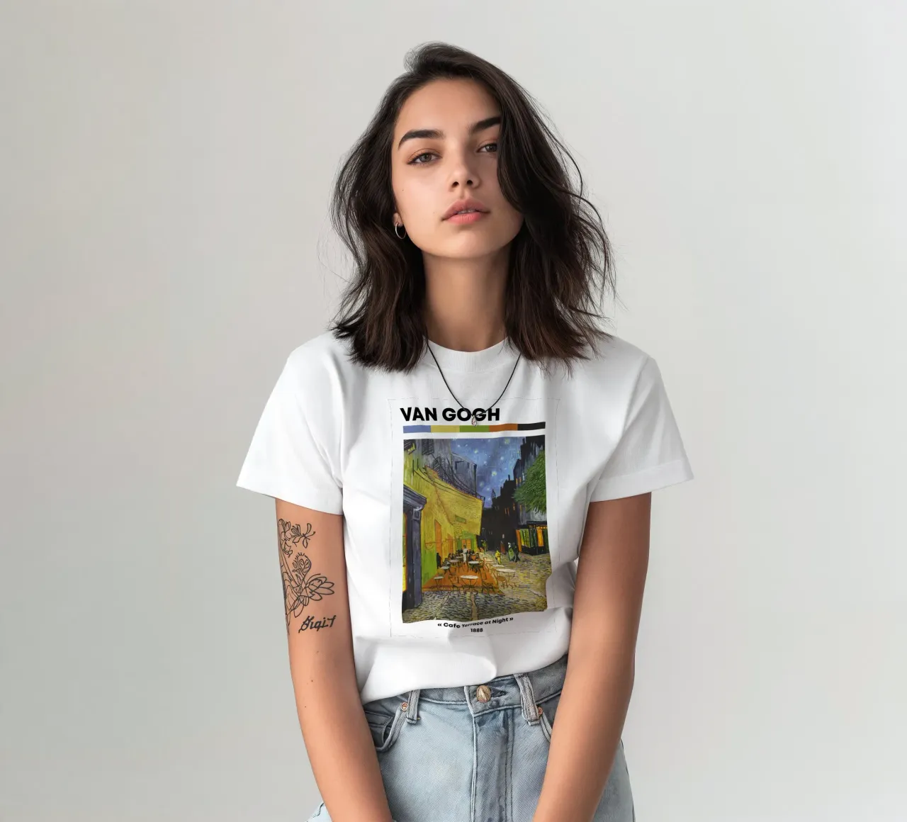 Van Gogh: Terrazza del caffè di notte - L'icona del post-impressionismo t-shirt da NorwesClub