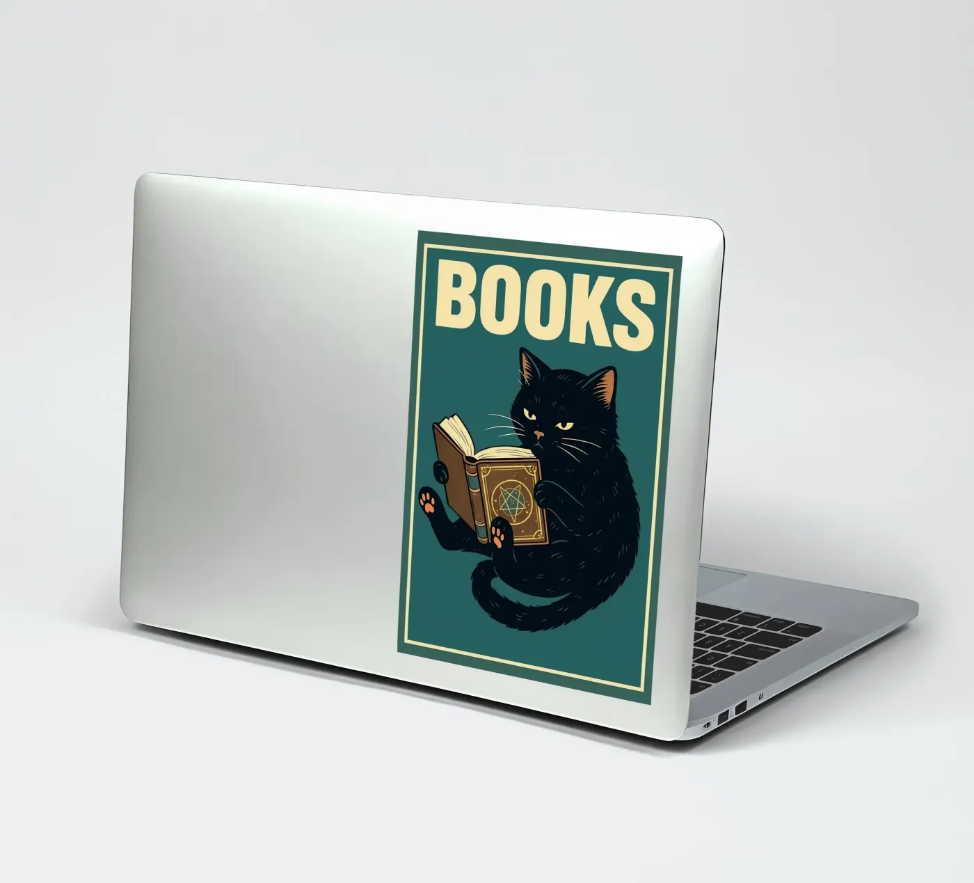 gatto e libro adesivo da the gan gan