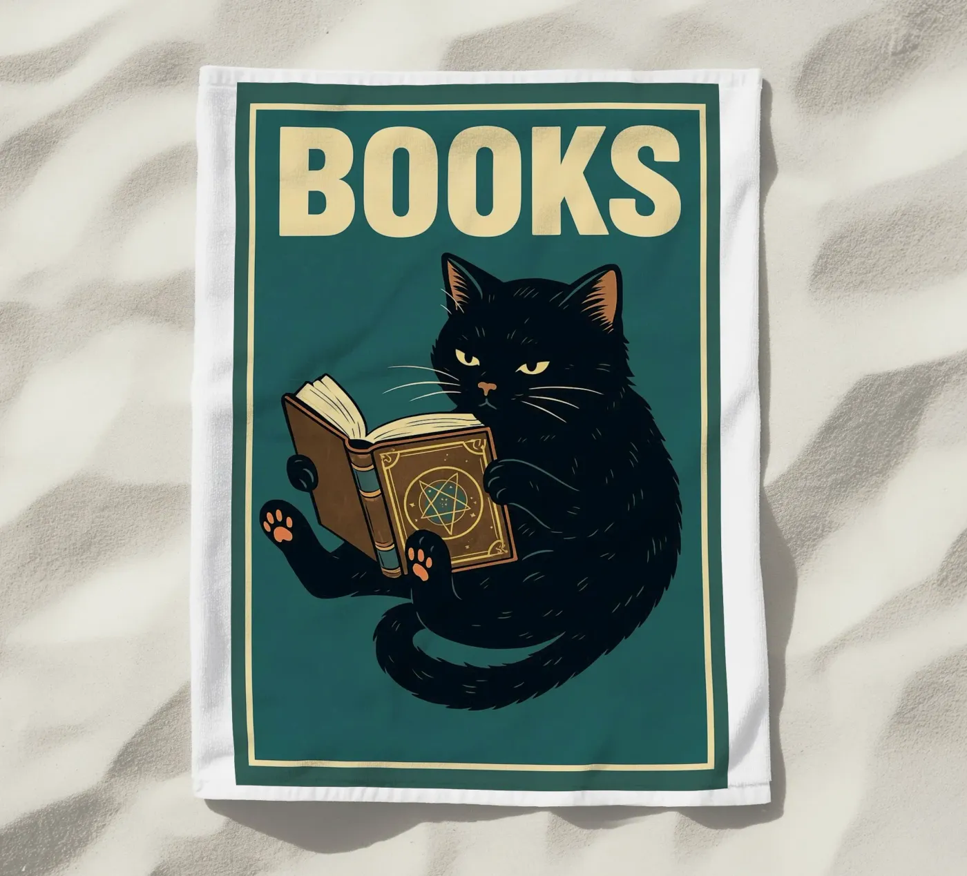 gatto e libro telo mare da the gan gan