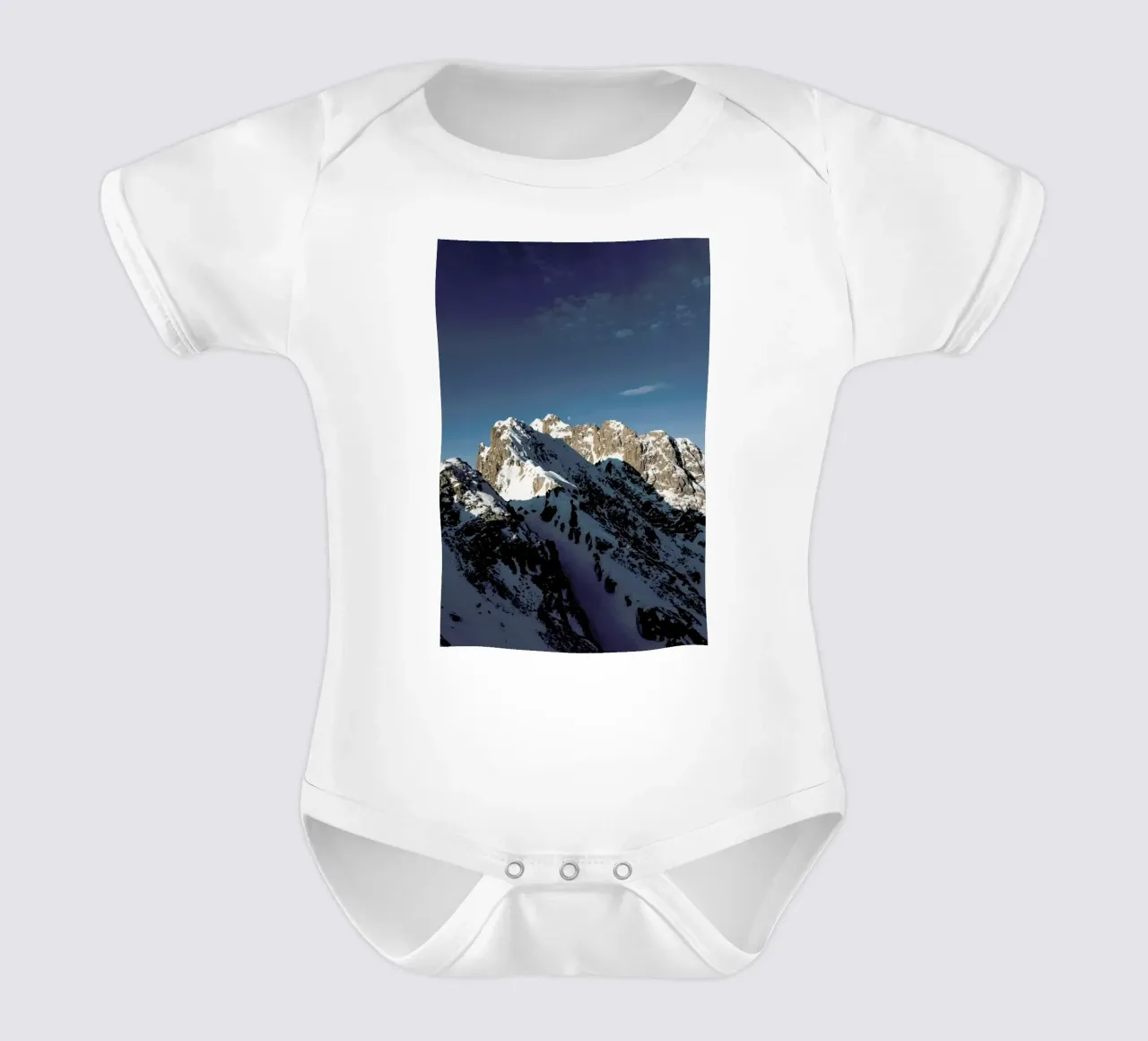 Nordkette by Reisevergnügen short-sleeve baby romper by Reisevergnügen