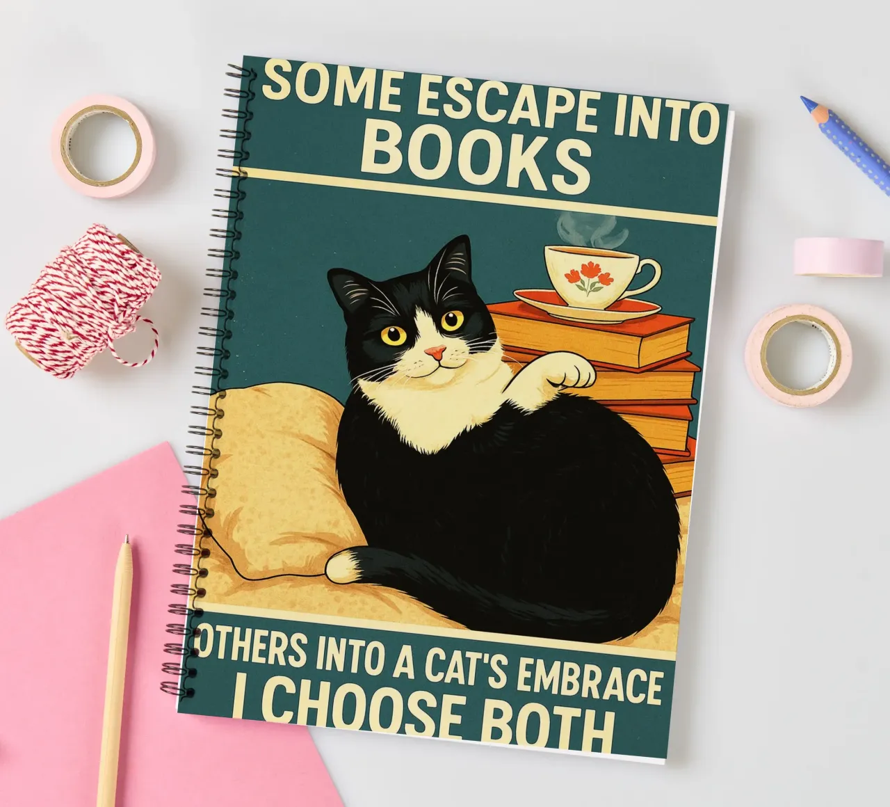 Manche flüchten in Bücher, andere in die Umarmung einer Katze Cat Funny Ringbuch von the gan gan