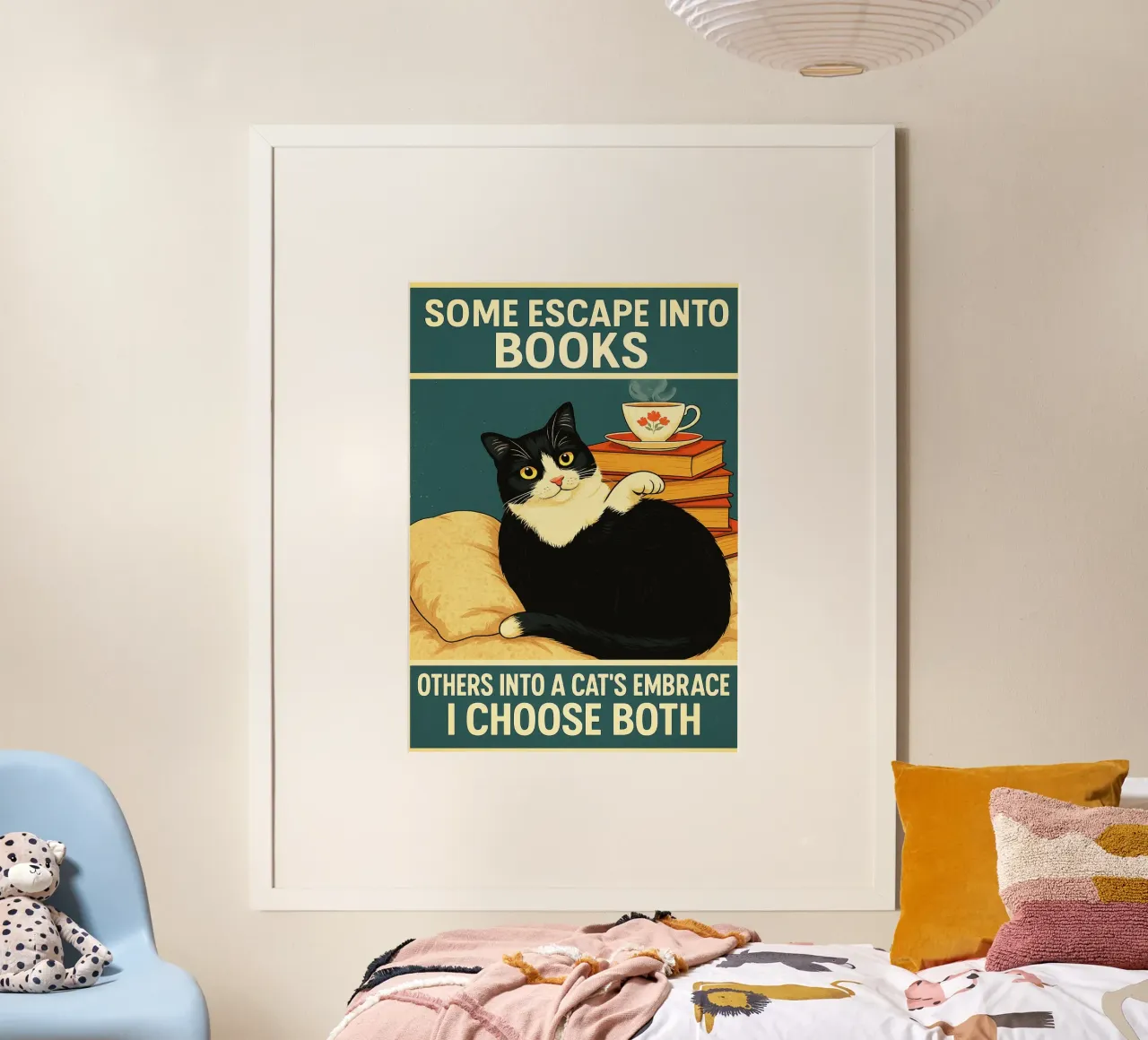 Certains s'échappent dans des livres, d'autres dans l'étreinte d'un chat Drôle de chat poster de the gan gan