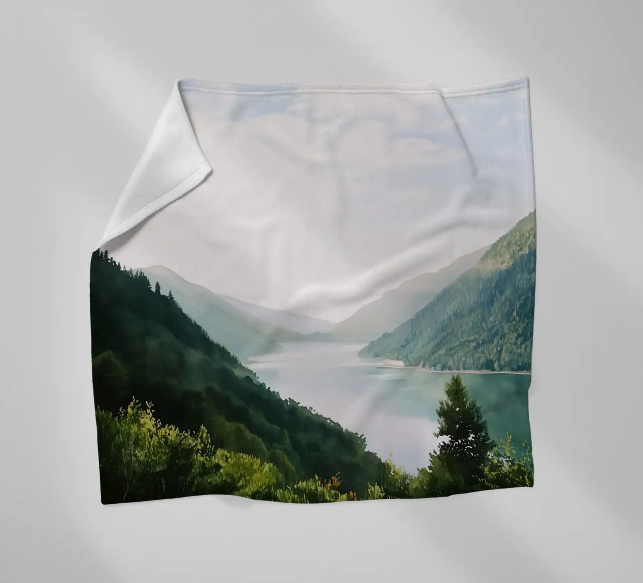 Norwegian Fjord Whisper: Serenity Over Water coperta in pile da FujiBrush