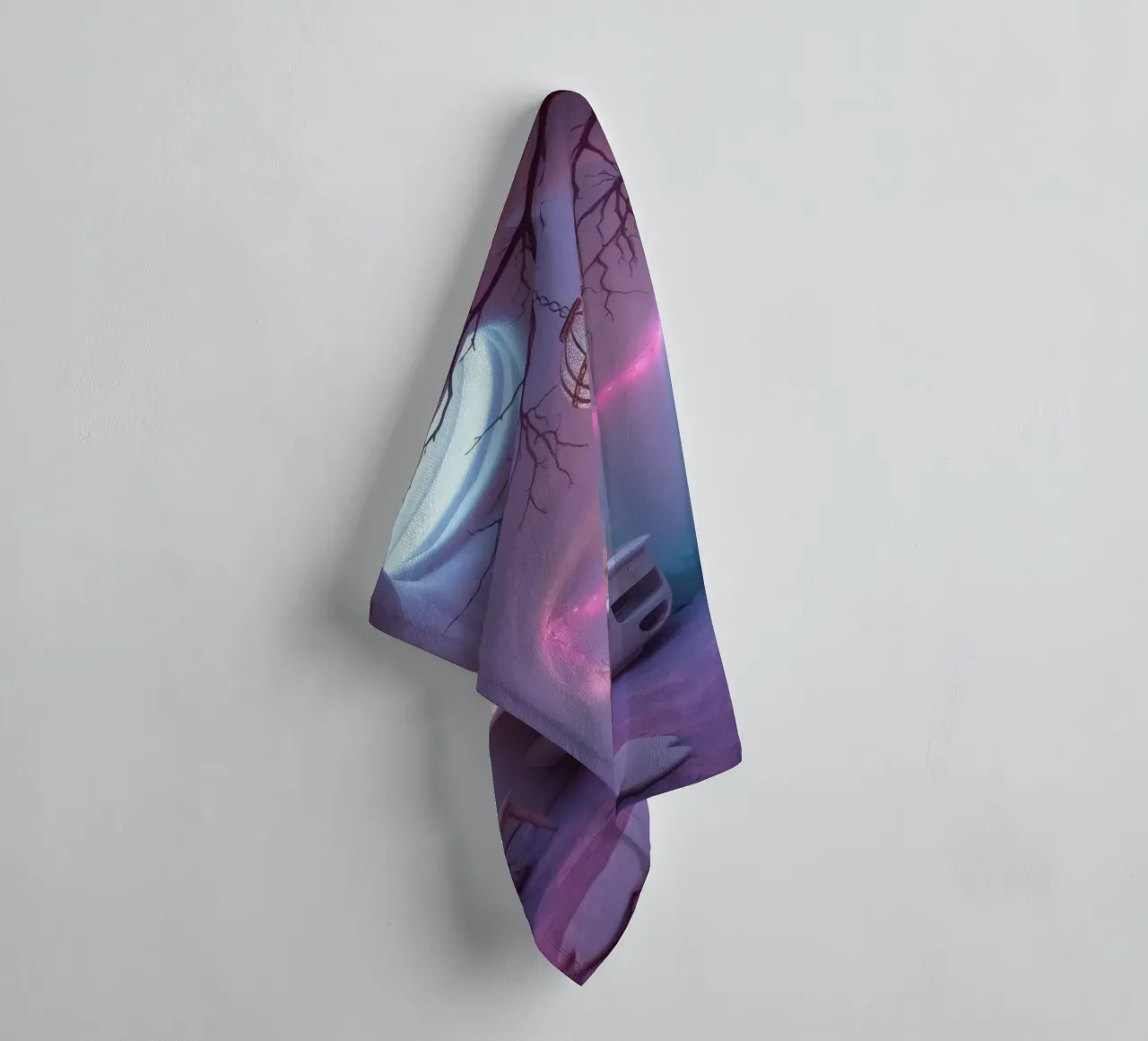 Camera accogliente con luci soffuse e arredamento unico asciugamano da bagno da DesignDoodle