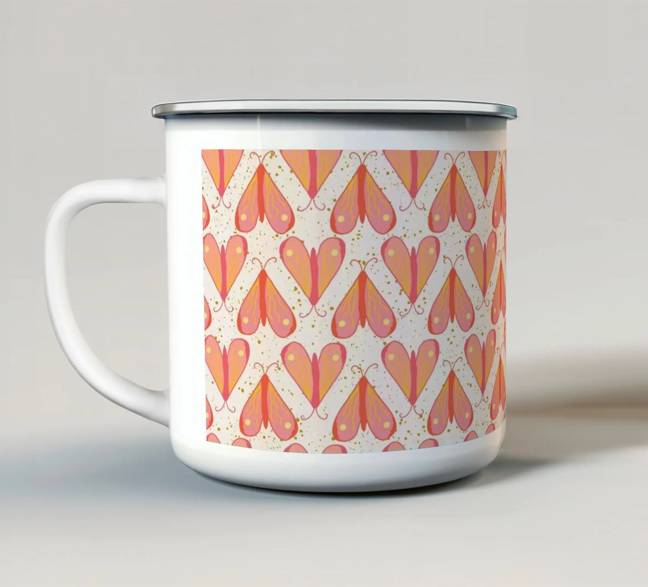 Infinite moth (orange & pink) emaille mok van Mandalla Pattern