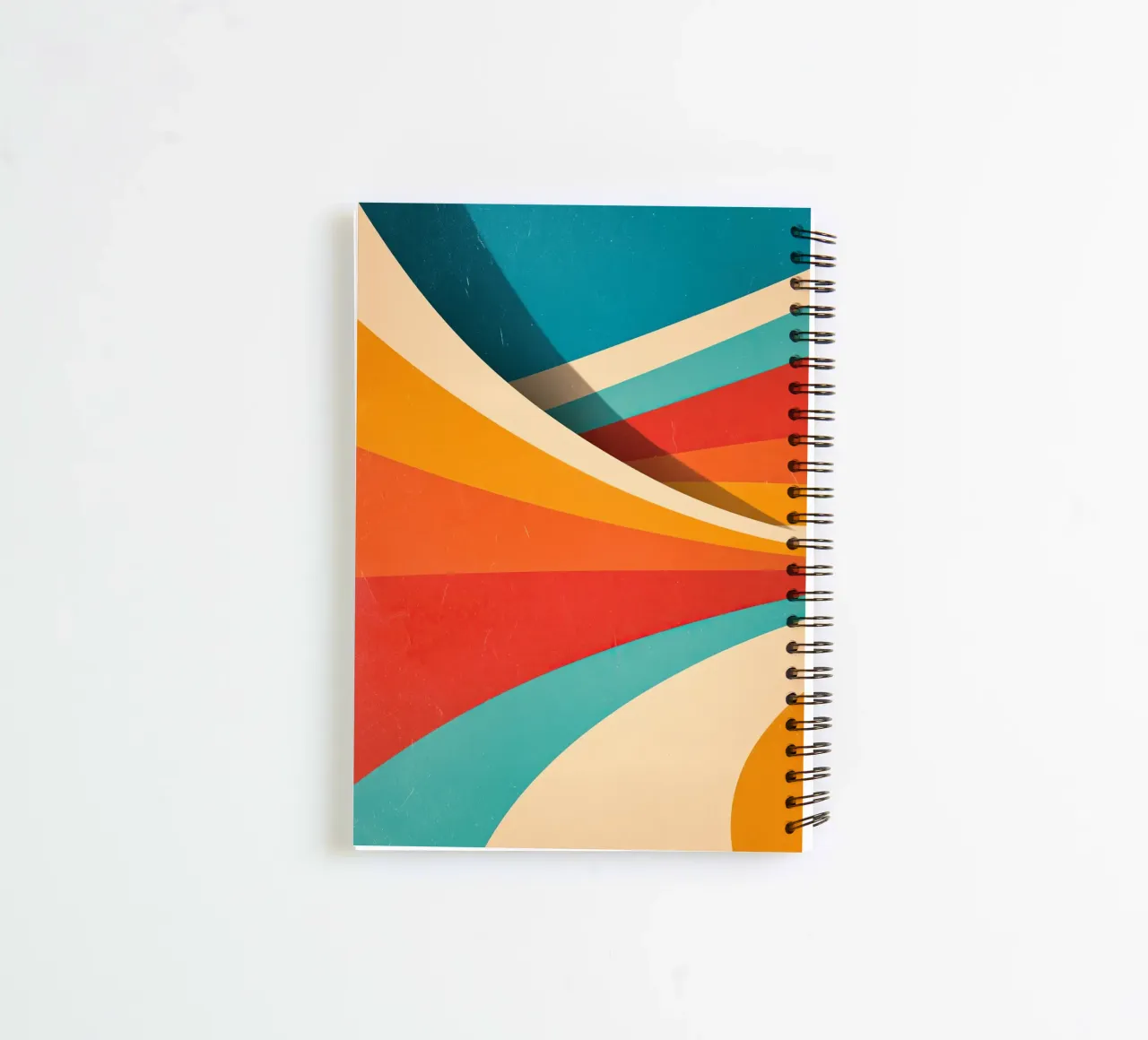 Retro-Vibes | Motif abstrait à rayures des années 70 carnet à spirale de Autofocus