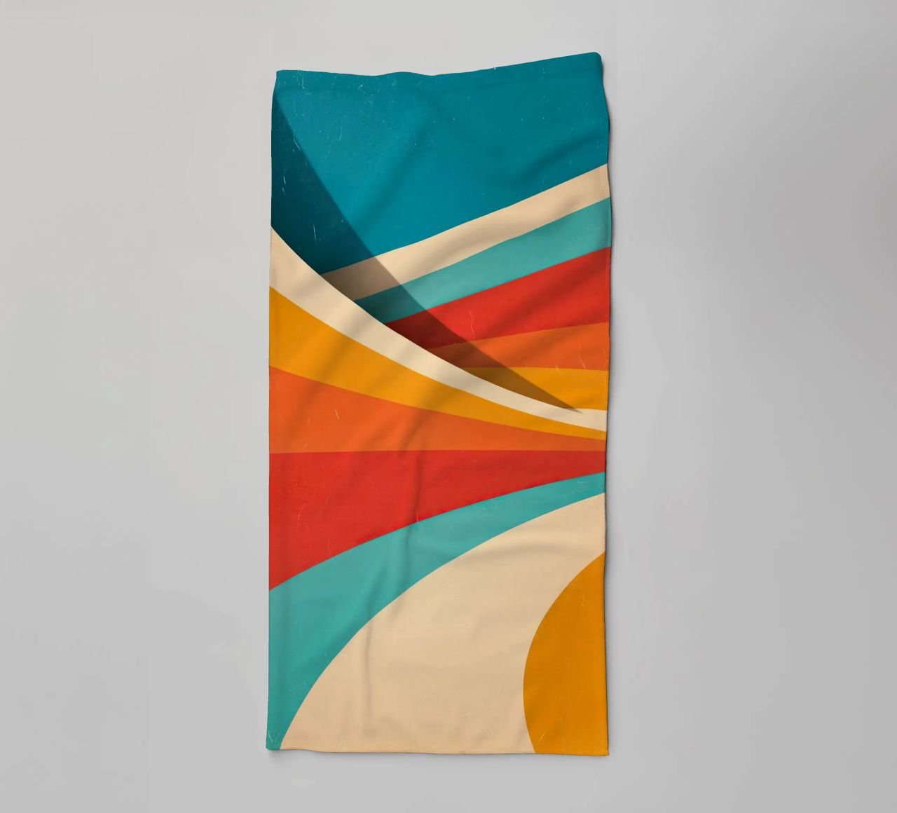 Retro vibes | Abstract 70s stripe motif towel by Autofocus