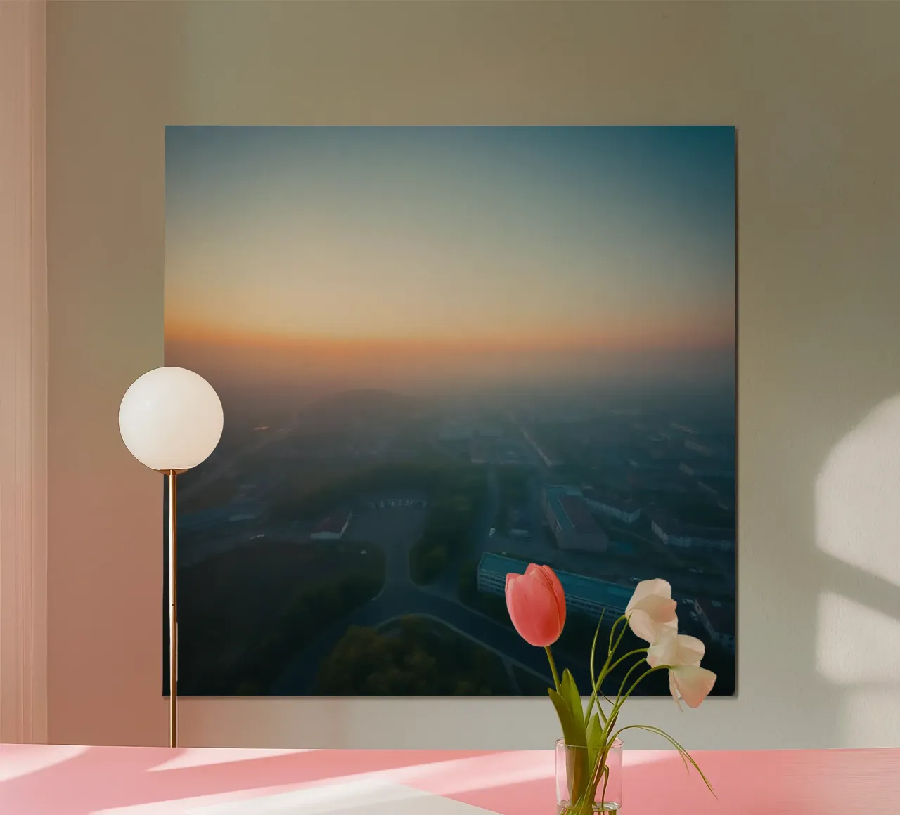 Un'alba nebbiosa su un paesaggio urbano dai tenui colori pastello poster con telaio in legno da DesignDoodle
