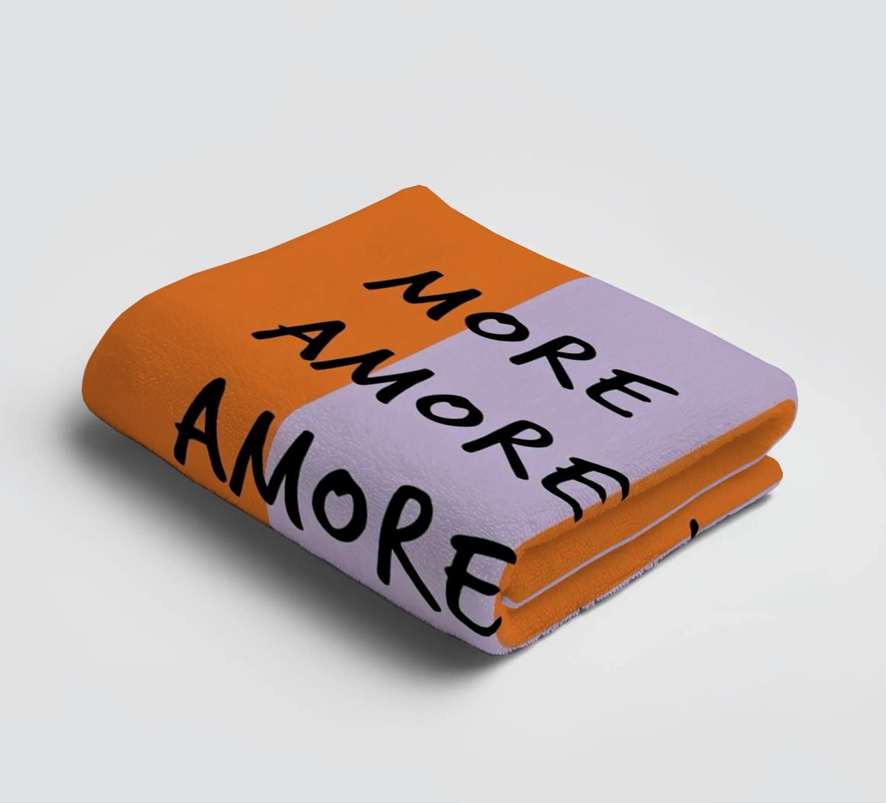 more amore. (mehrere Varianten verfügbar) Handtuch von FRICKE DESIGN