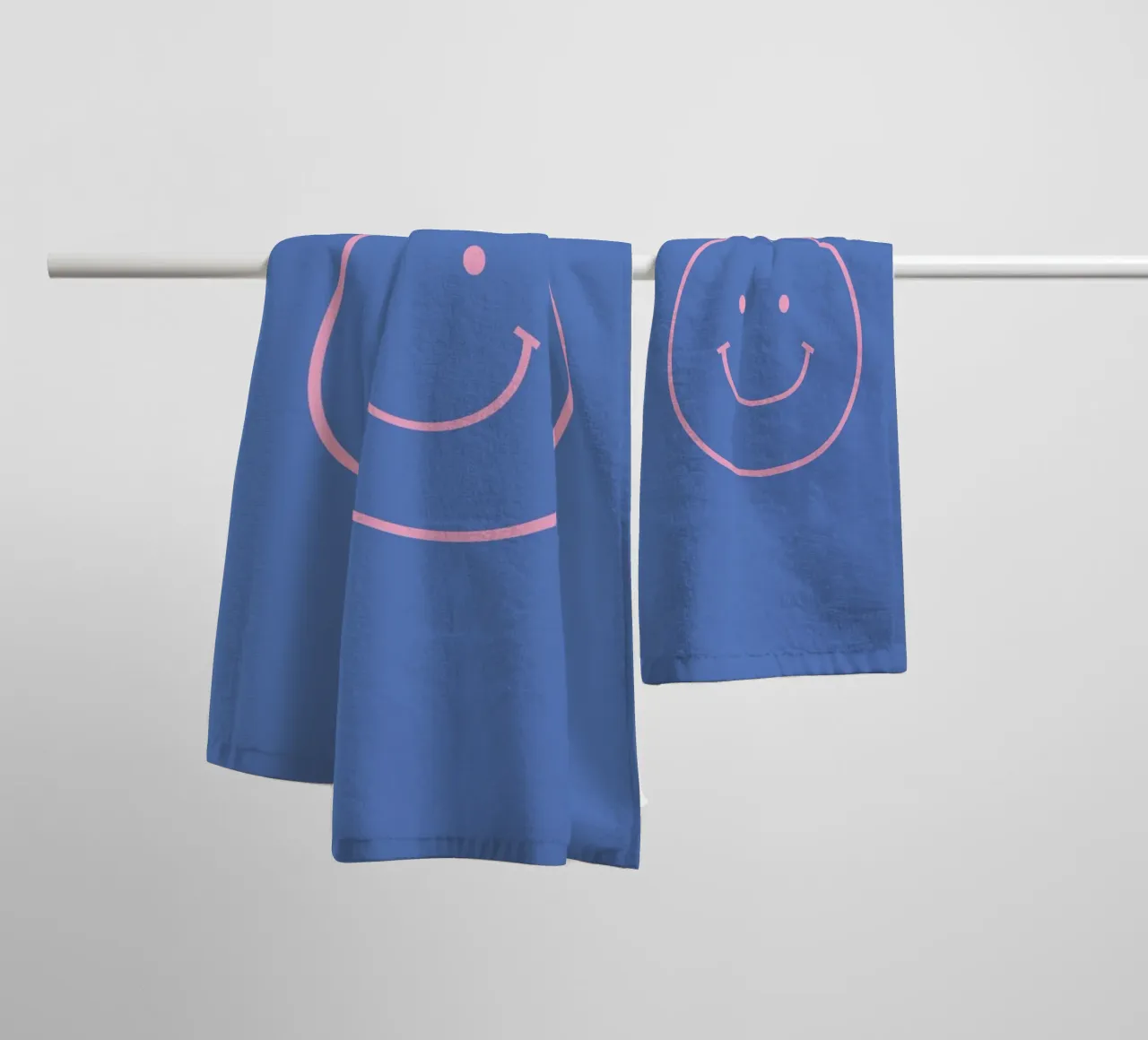 Sorriso nella notte asciugamano da bagno da janamossmann