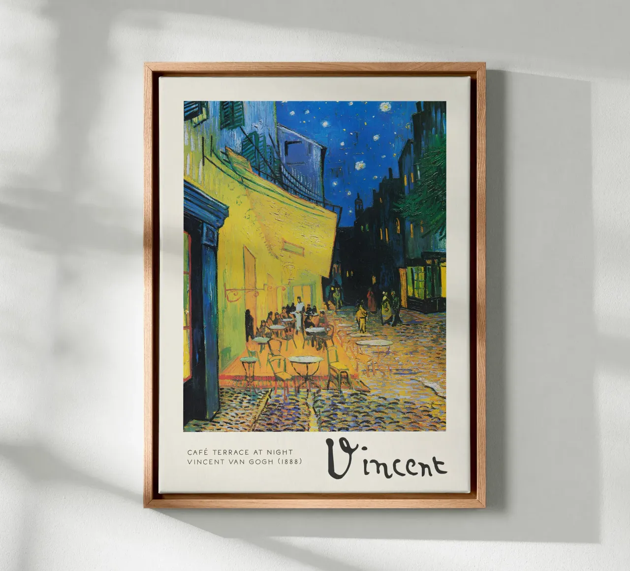 La "Terrazza del caffè di notte" di Van Gogh: una post-impressione iconica tela con Cornice a cassetta da NorwesClub