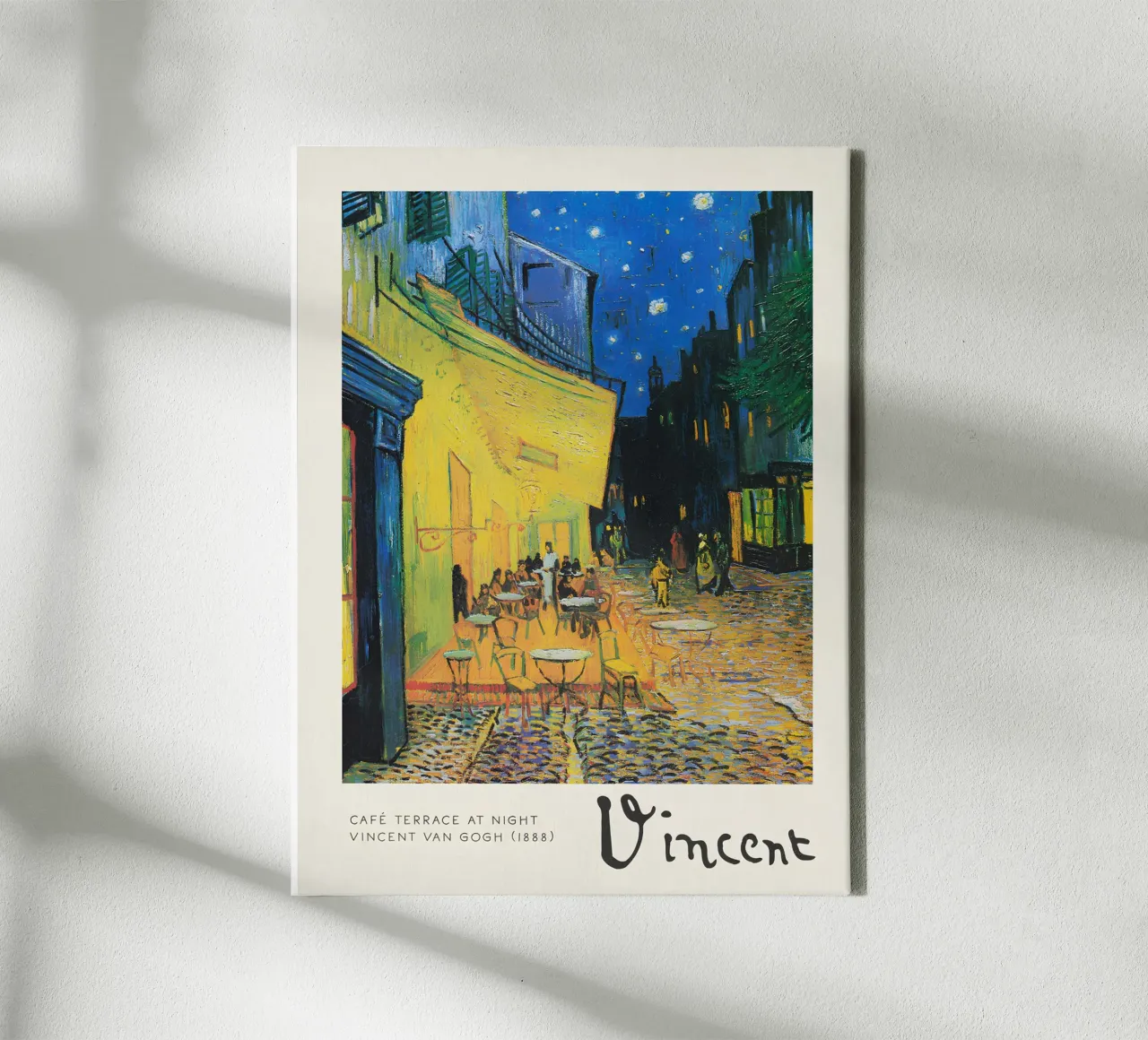 La "Terrazza del caffè di notte" di Van Gogh: una post-impressione iconica tela con Cornice a cassetta da NorwesClub