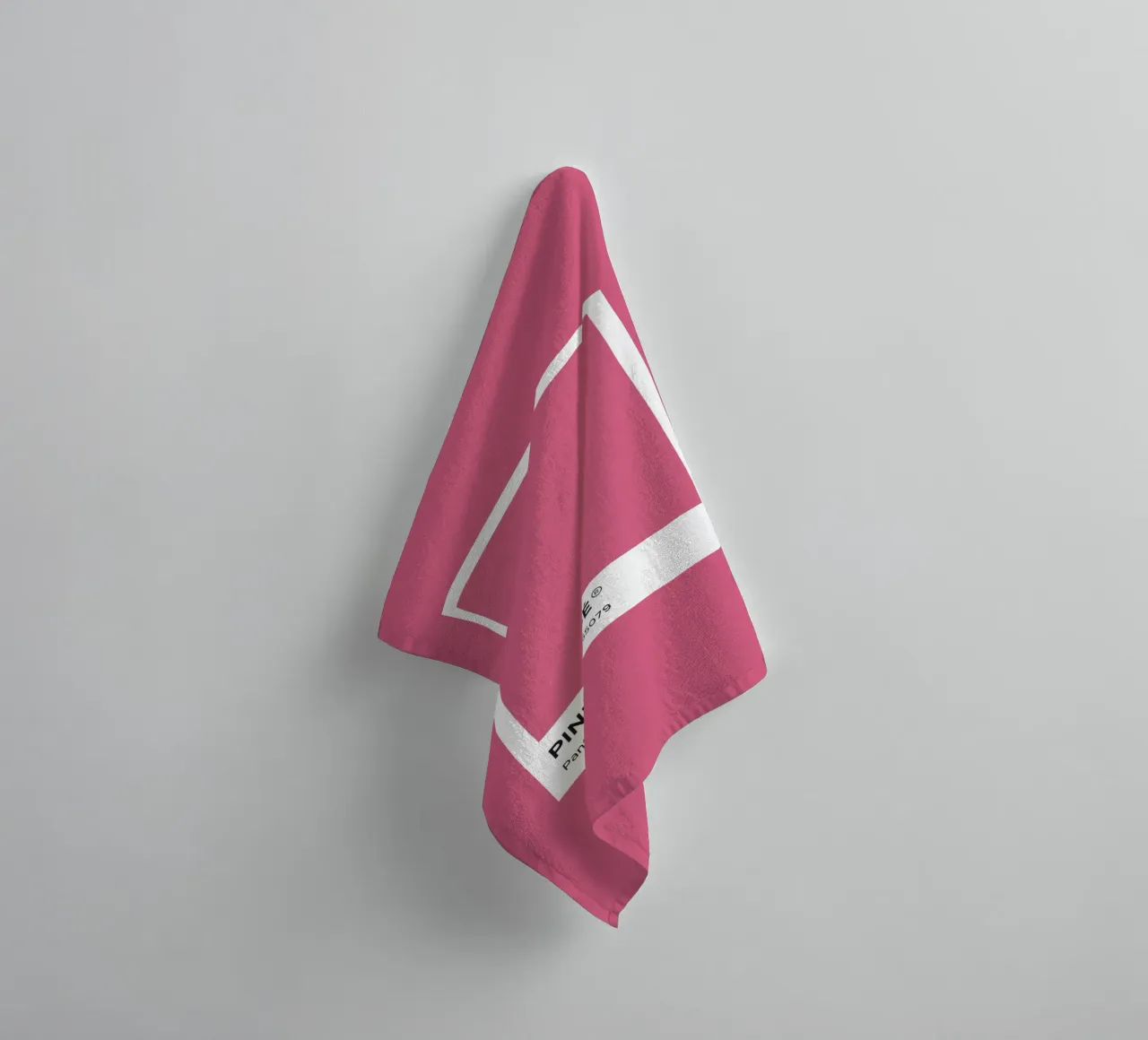 Pink Flambe Pantone asciugamano da bagno da Paigaam Studio
