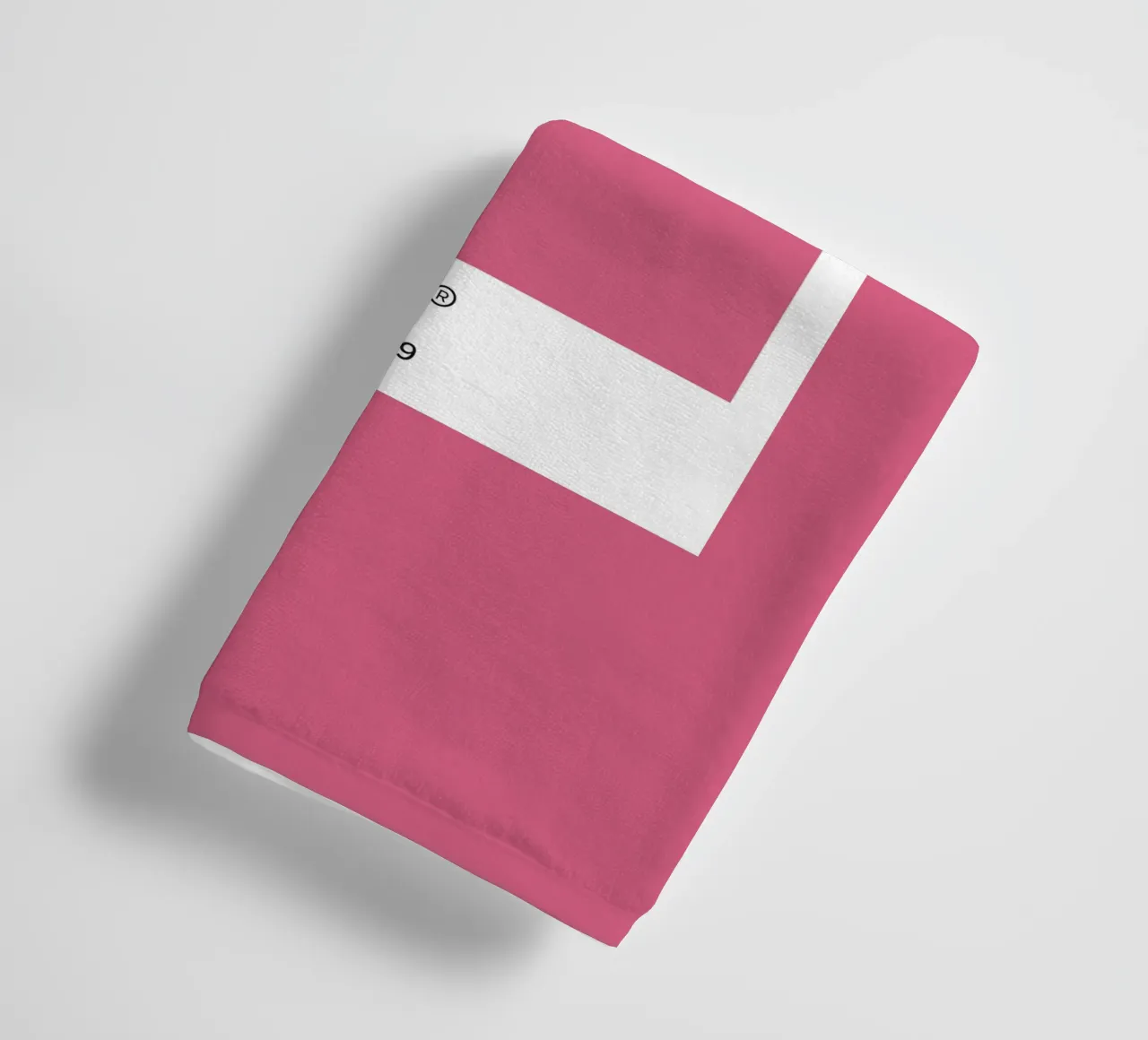Pink Flambe Pantone asciugamano da bagno da Paigaam Studio