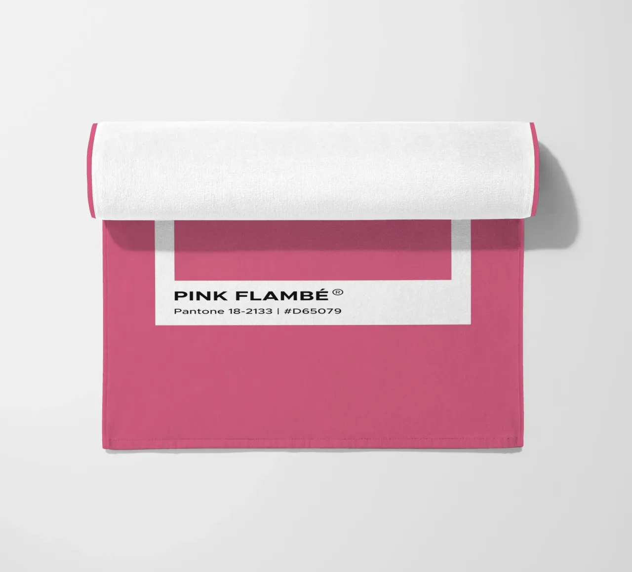 Pink Flambe Pantone telo mare da Paigaam Studio