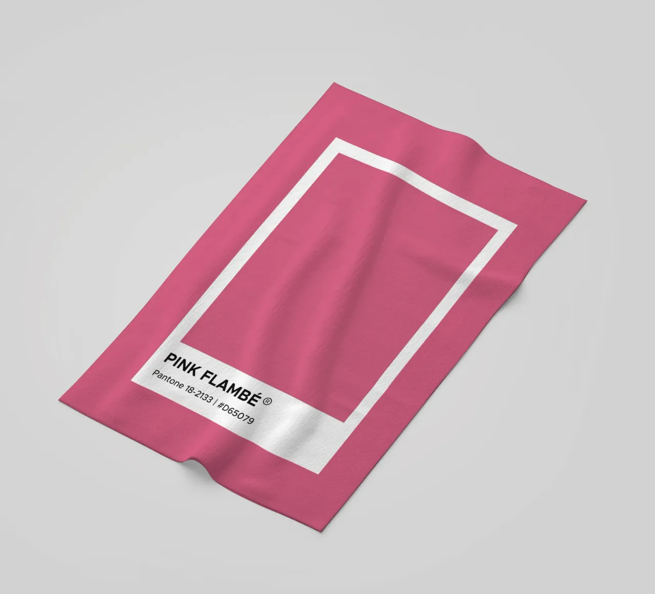 Pink Flambe Pantone telo mare da Paigaam Studio