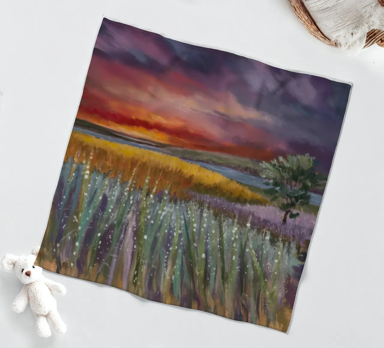 Orizzonte di fuoco alla lavanda coperta in pile da Solestice Strokes