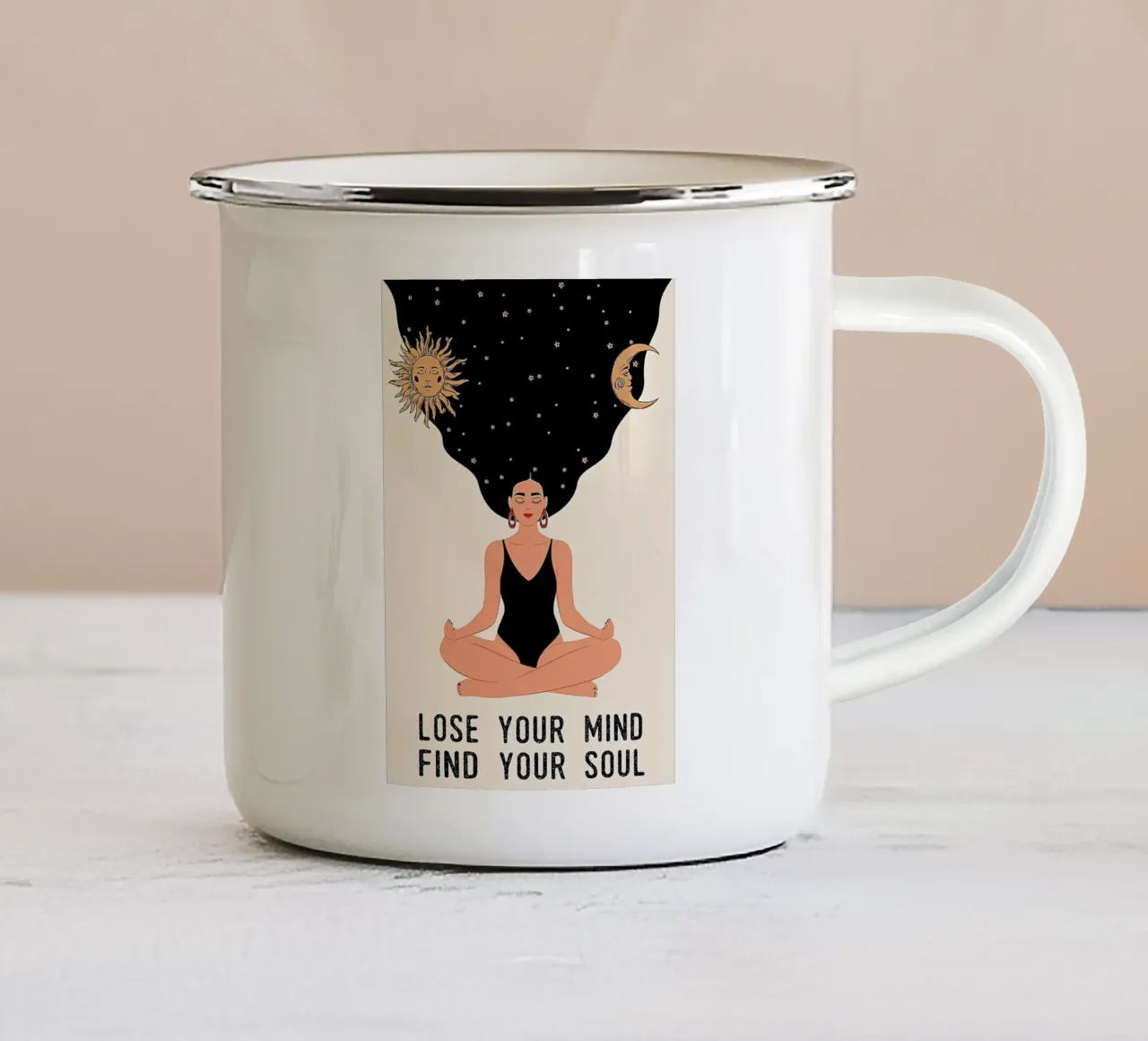 La ragazza che medita Perde la mente, trova l'anima tazza in smalto da Aaronshop