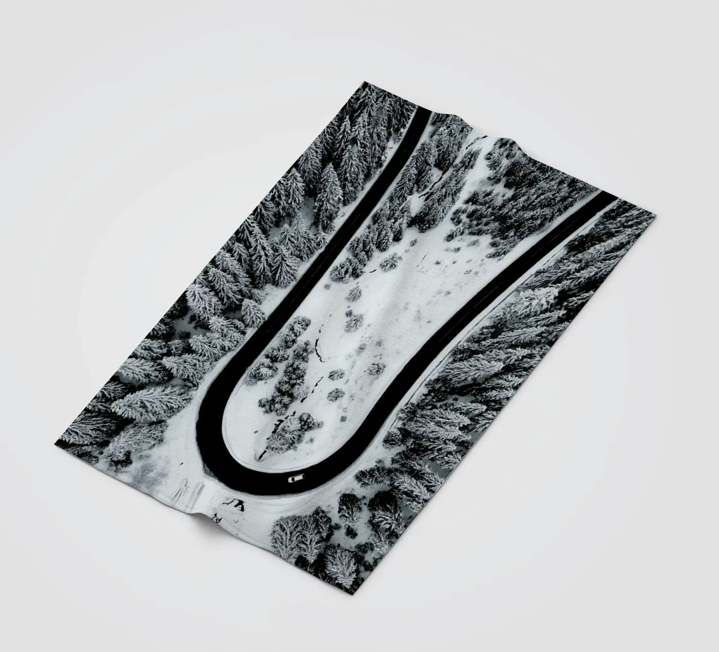 Looping Back Fleecedecke von METROPOLIS