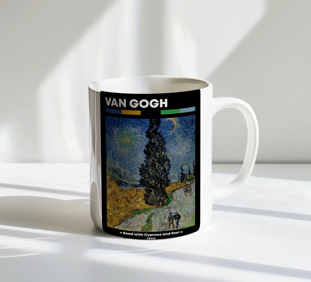 Strada di Van Gogh con cipresso e stella - Notte post-impressionista tazza in ceramica da NorwesClub