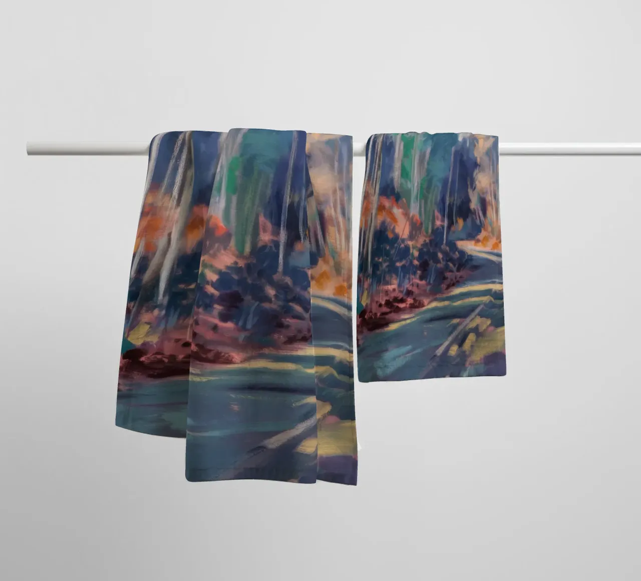 Sentiero oltre i pini asciugamano da bagno da Solestice Strokes