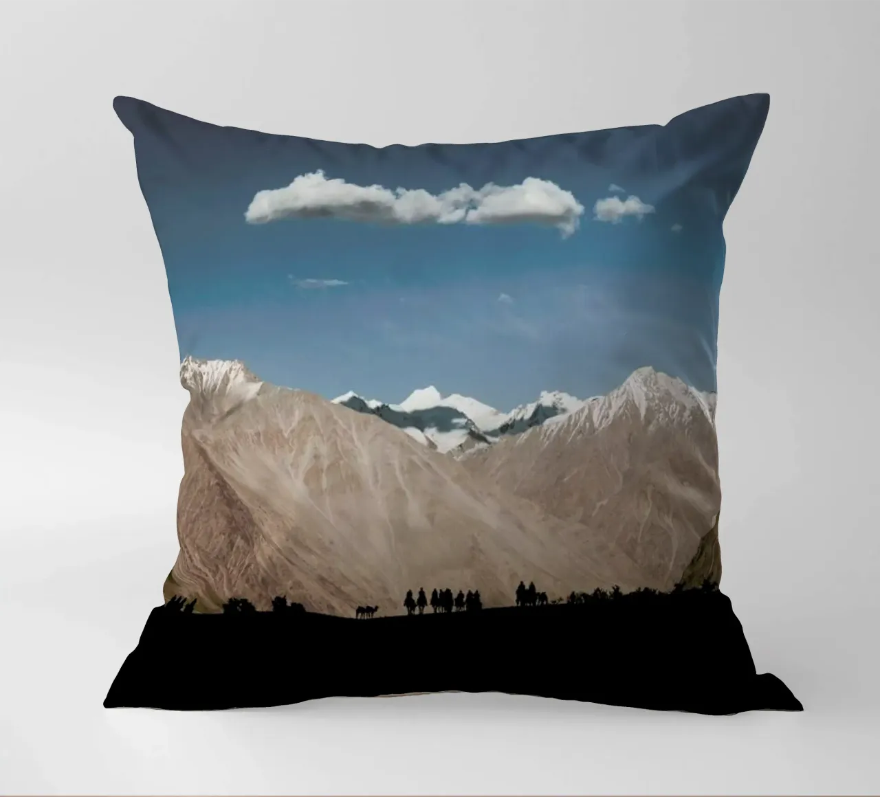 Setting Out cuscino da METROPOLIS