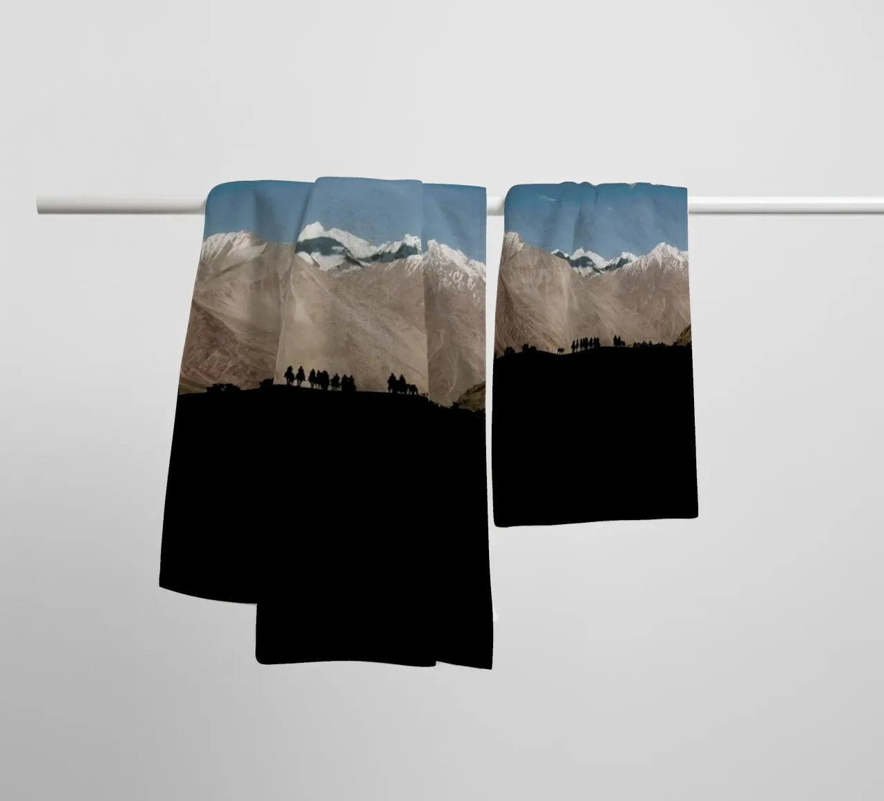 Setting Out towel by METROPOLIS