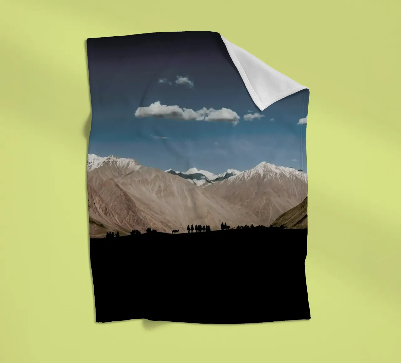 Setting Out Fleecedecke von METROPOLIS