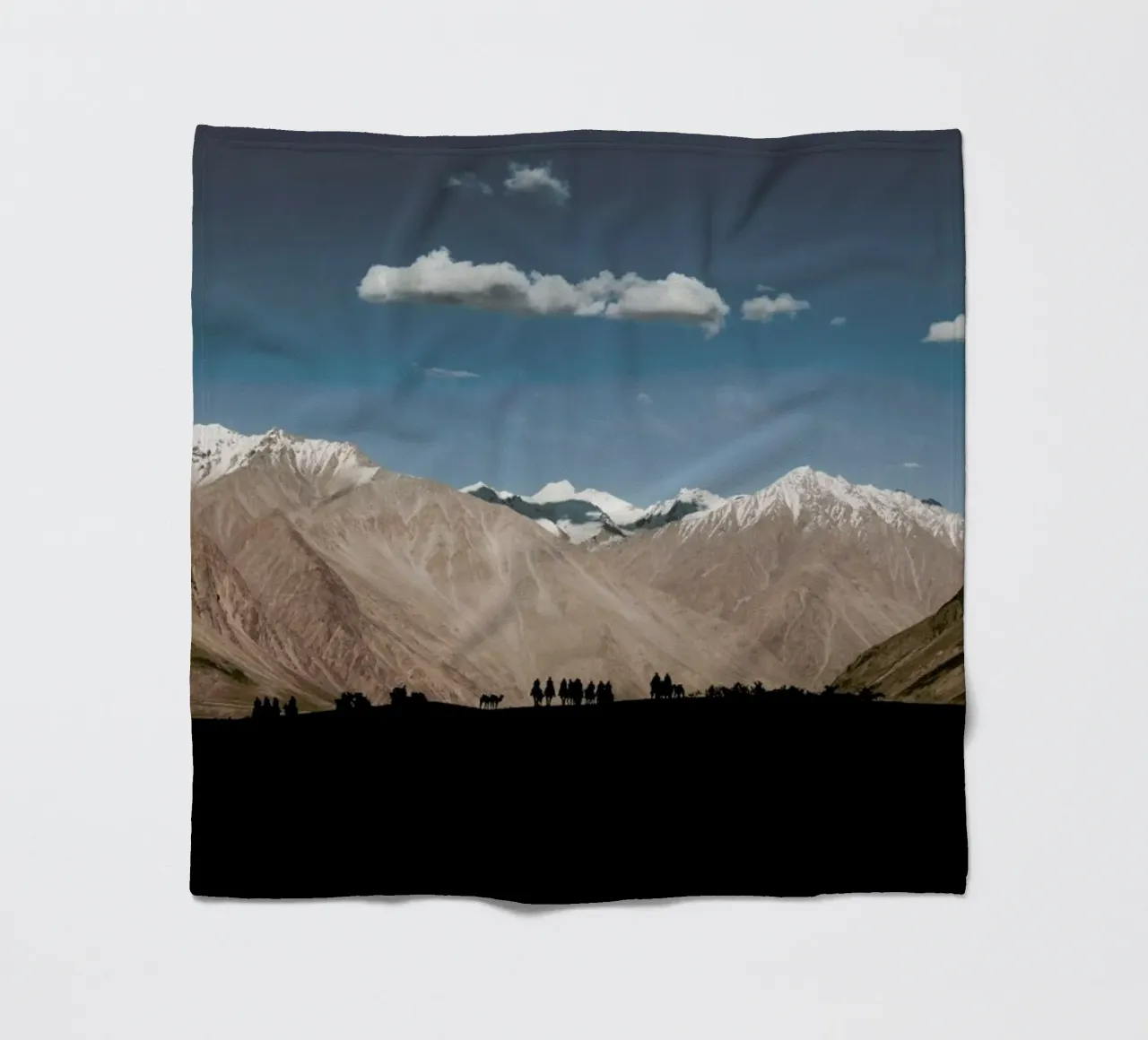 Setting Out Fleecedecke von METROPOLIS