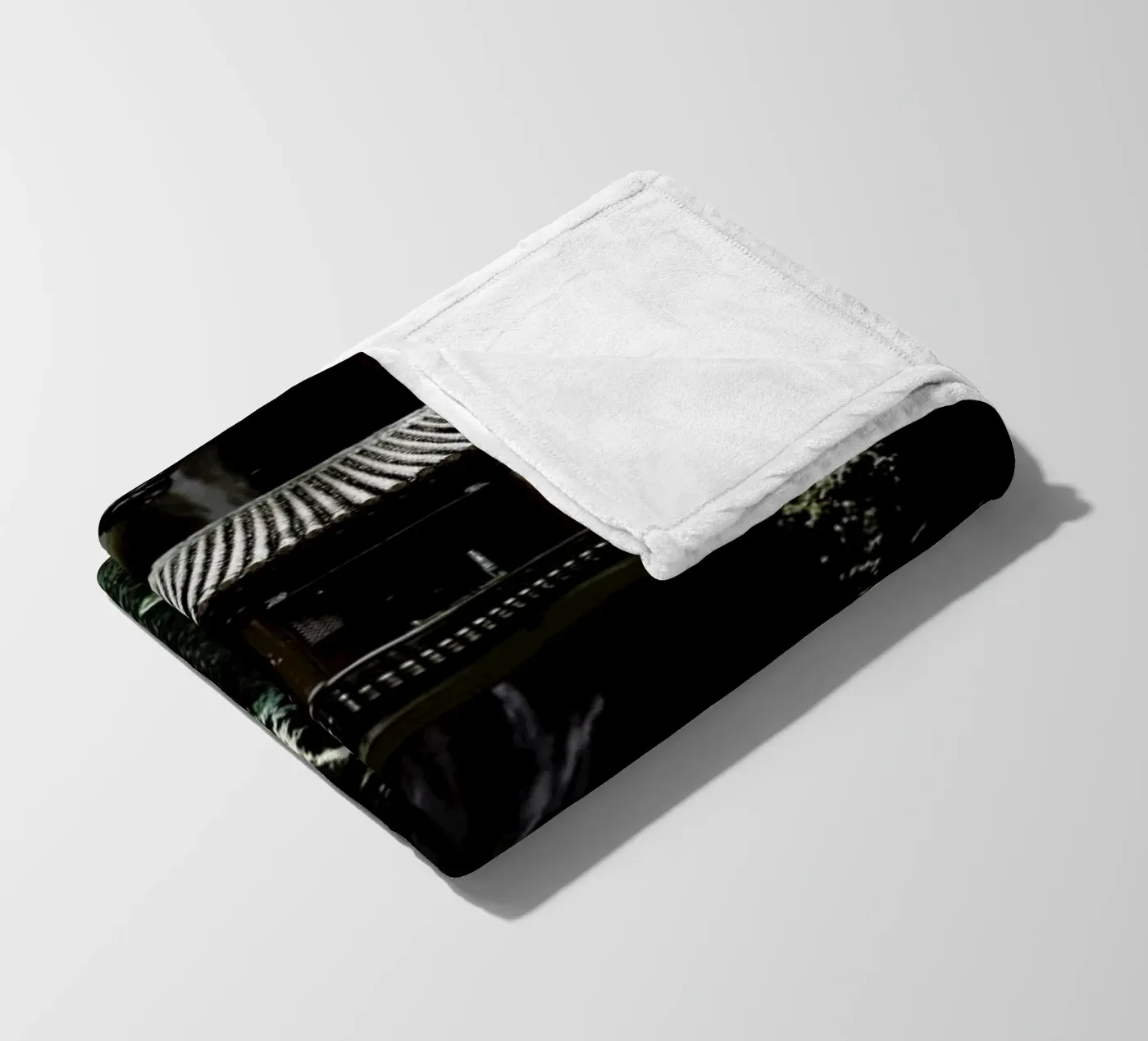 Deeply Disturbed Fleecedecke von Design by Soph