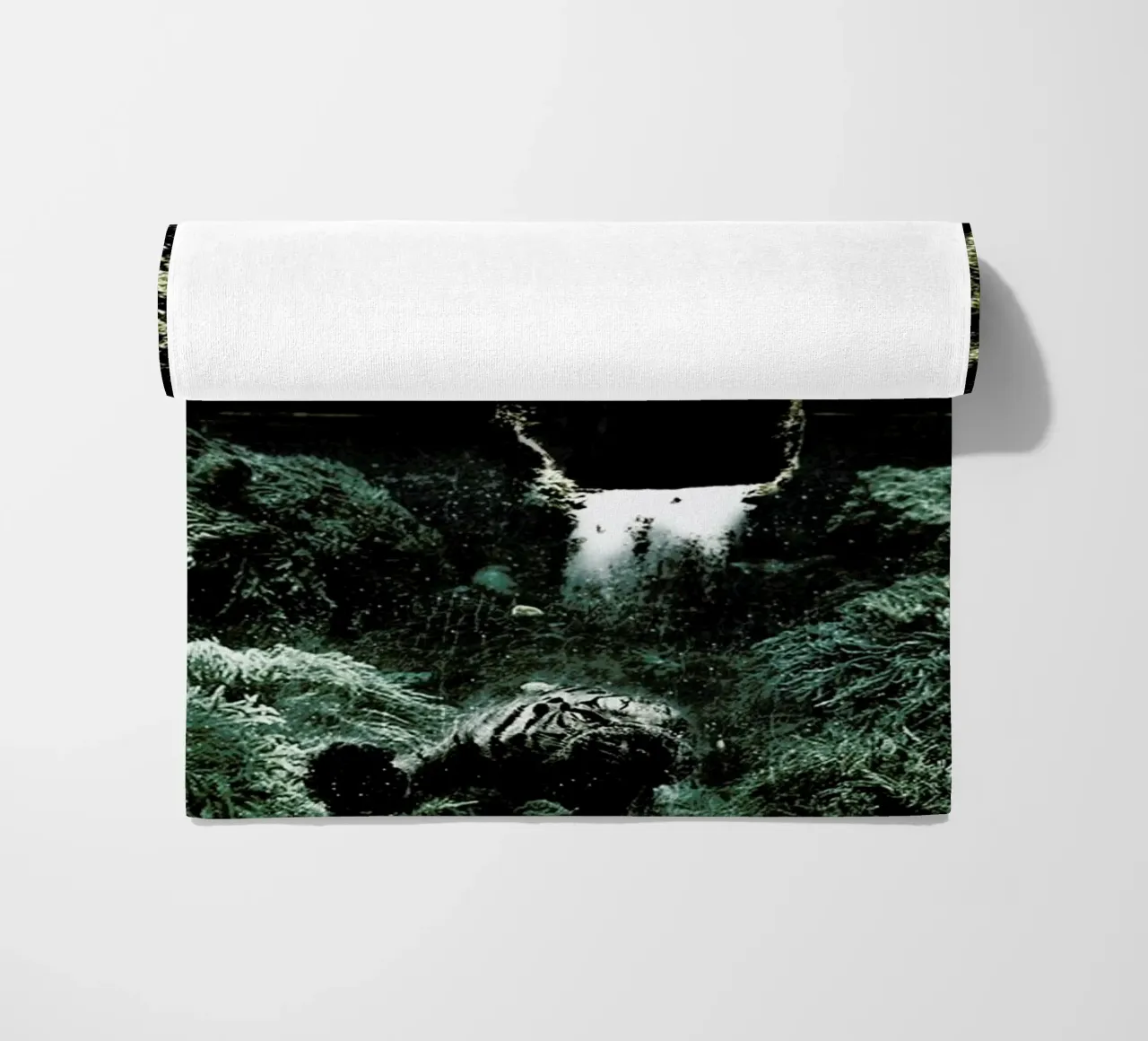 Deeply Disturbed telo mare da Design by Soph