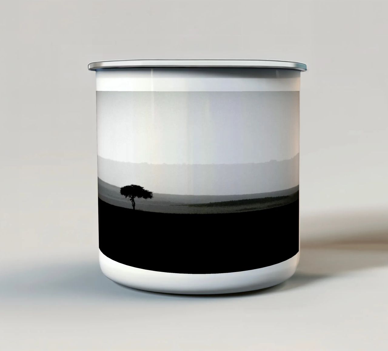The Sole Tree tazza in smalto da METROPOLIS
