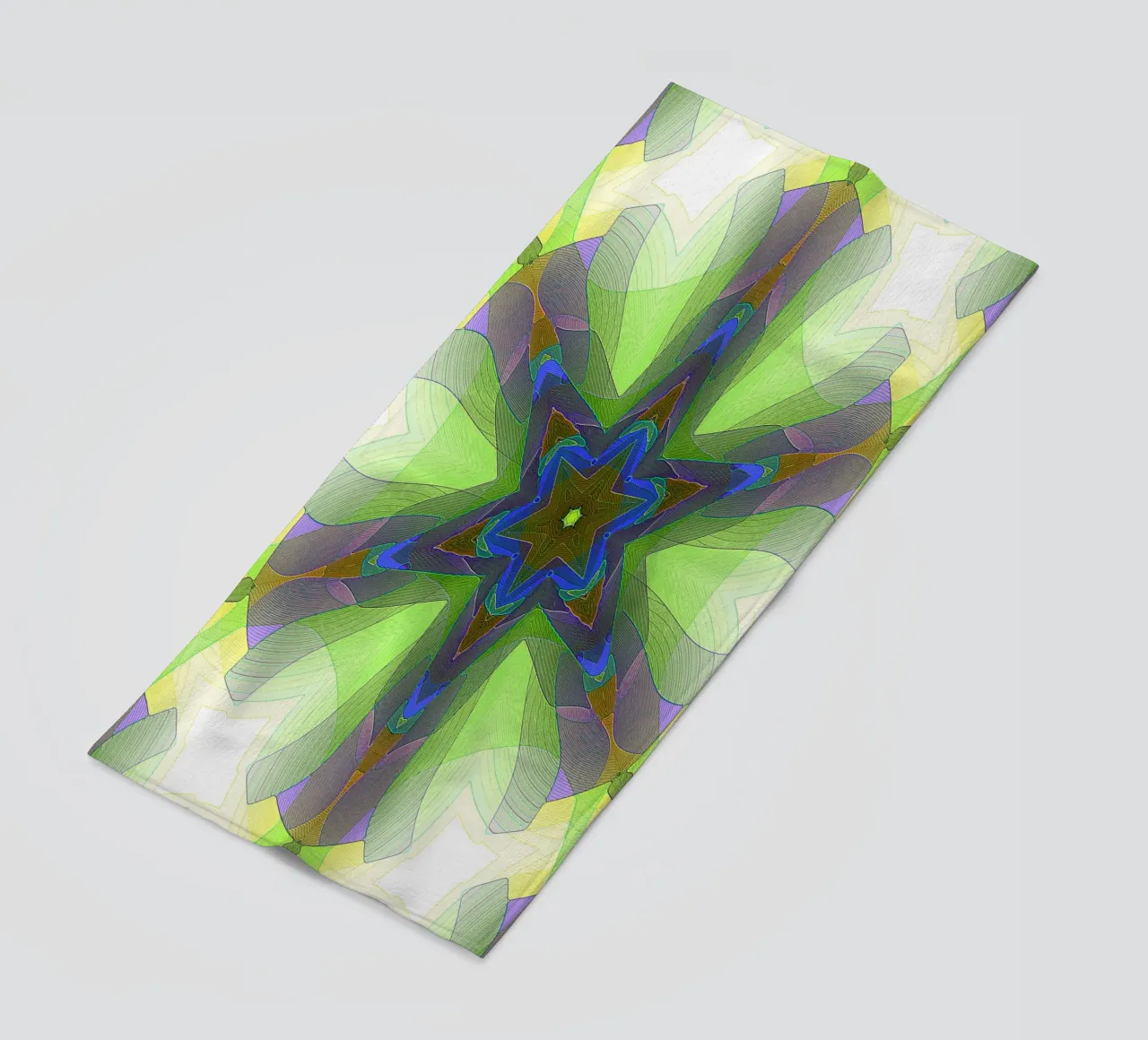 Kaléidoscope avec formes décorées dans les tons vert-jaune-bleu serviette de plage de Gürsel Yesil Digital Art