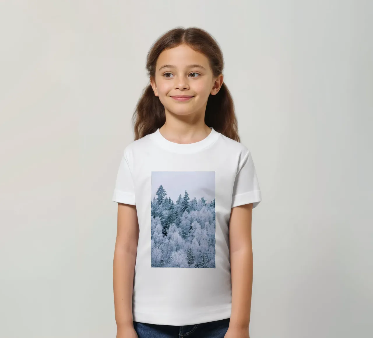 Frosted Firs Kinder T-Shirt von METROPOLIS