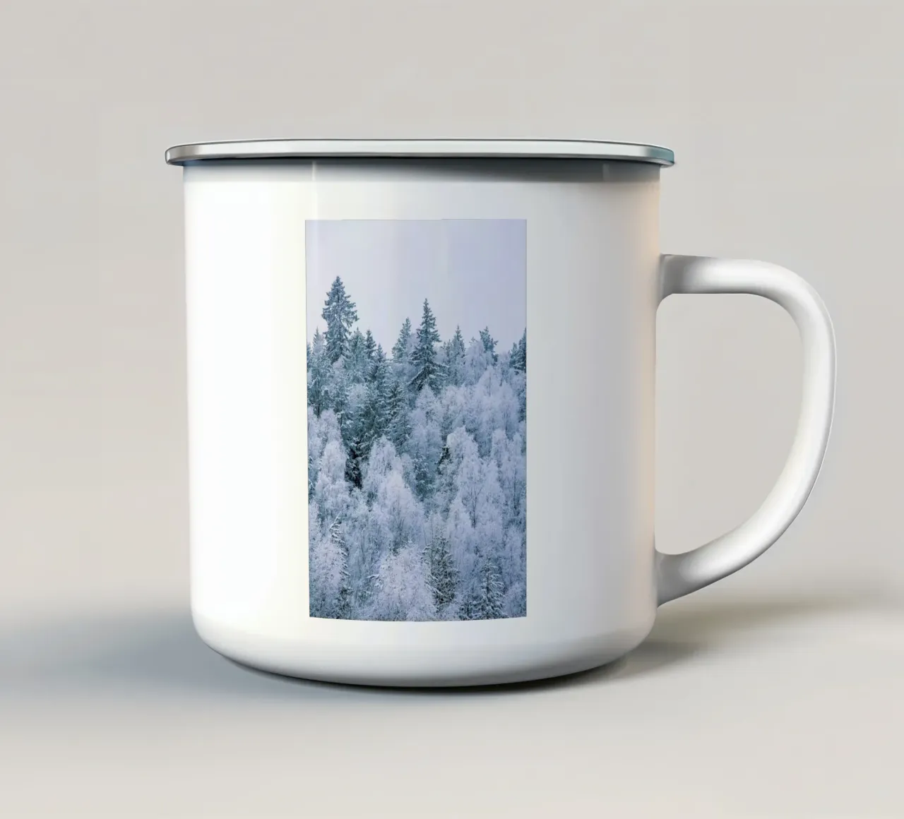 Frosted Firs tazza in smalto da METROPOLIS