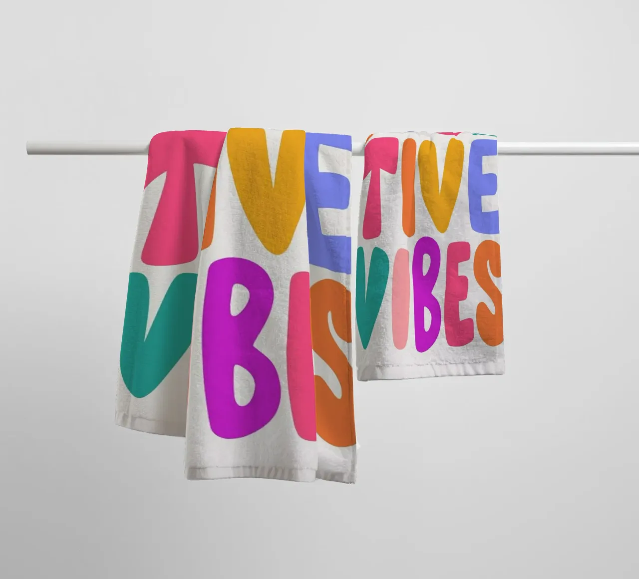 Positive Vibes Handtuch von Pure