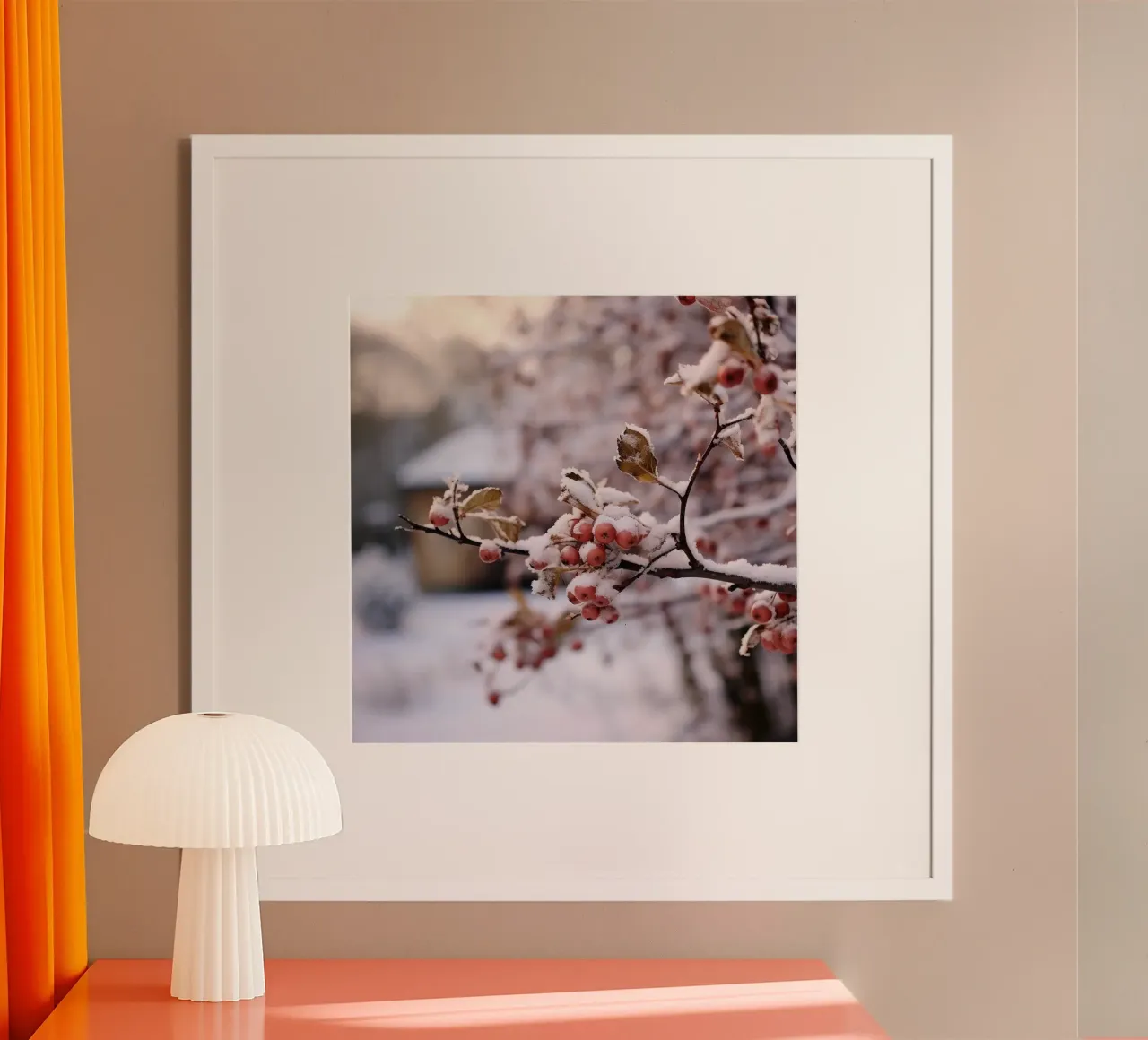 Bacche glassate su un ramo innevato carta hahnemühle da PhotoVibe Decor