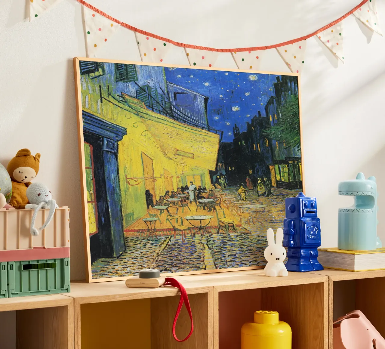 La terrazza del caffè di notte di Vincent van Gogh (1888) poster con telaio in plastica da Classic Art Prints