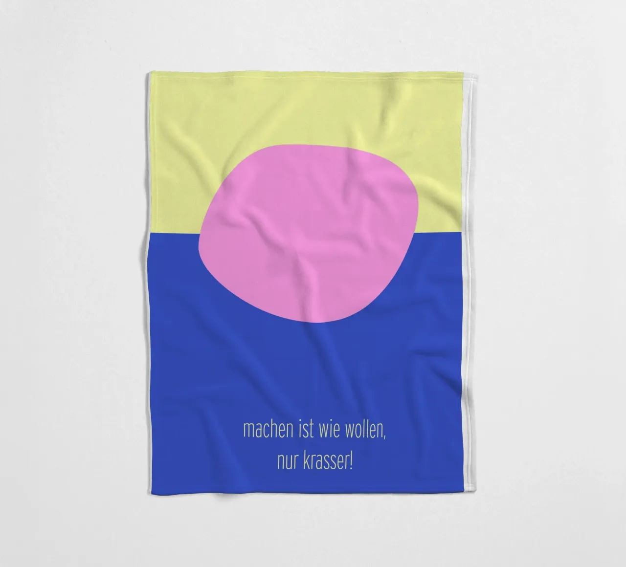 do it. coperta in pile da FRICKE DESIGN