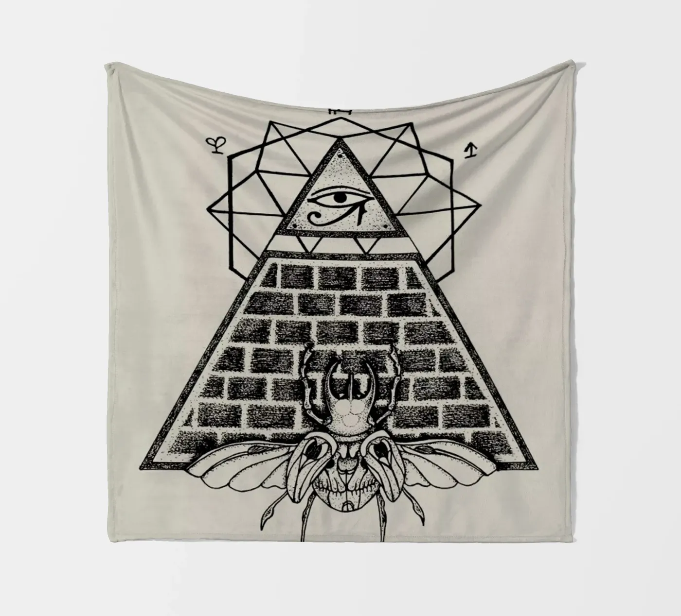 Pyramid Fleecedecke von Alejandra Sáenz