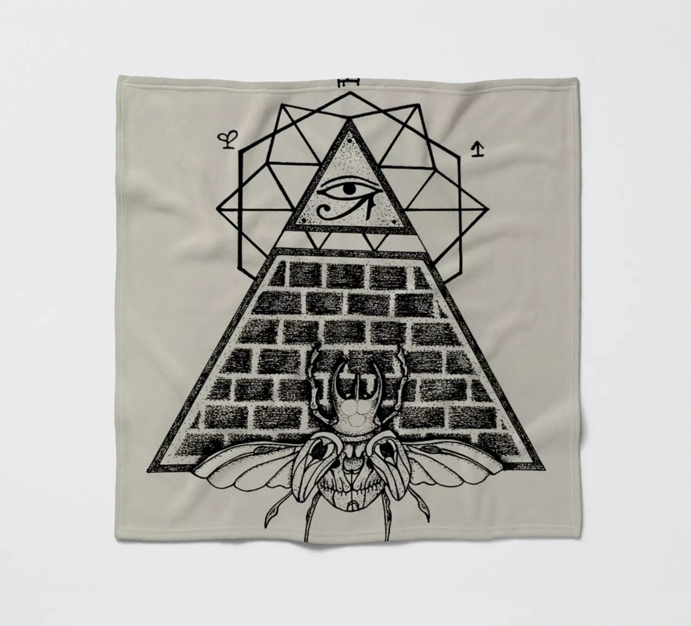 Pyramid Fleecedecke von Alejandra Sáenz