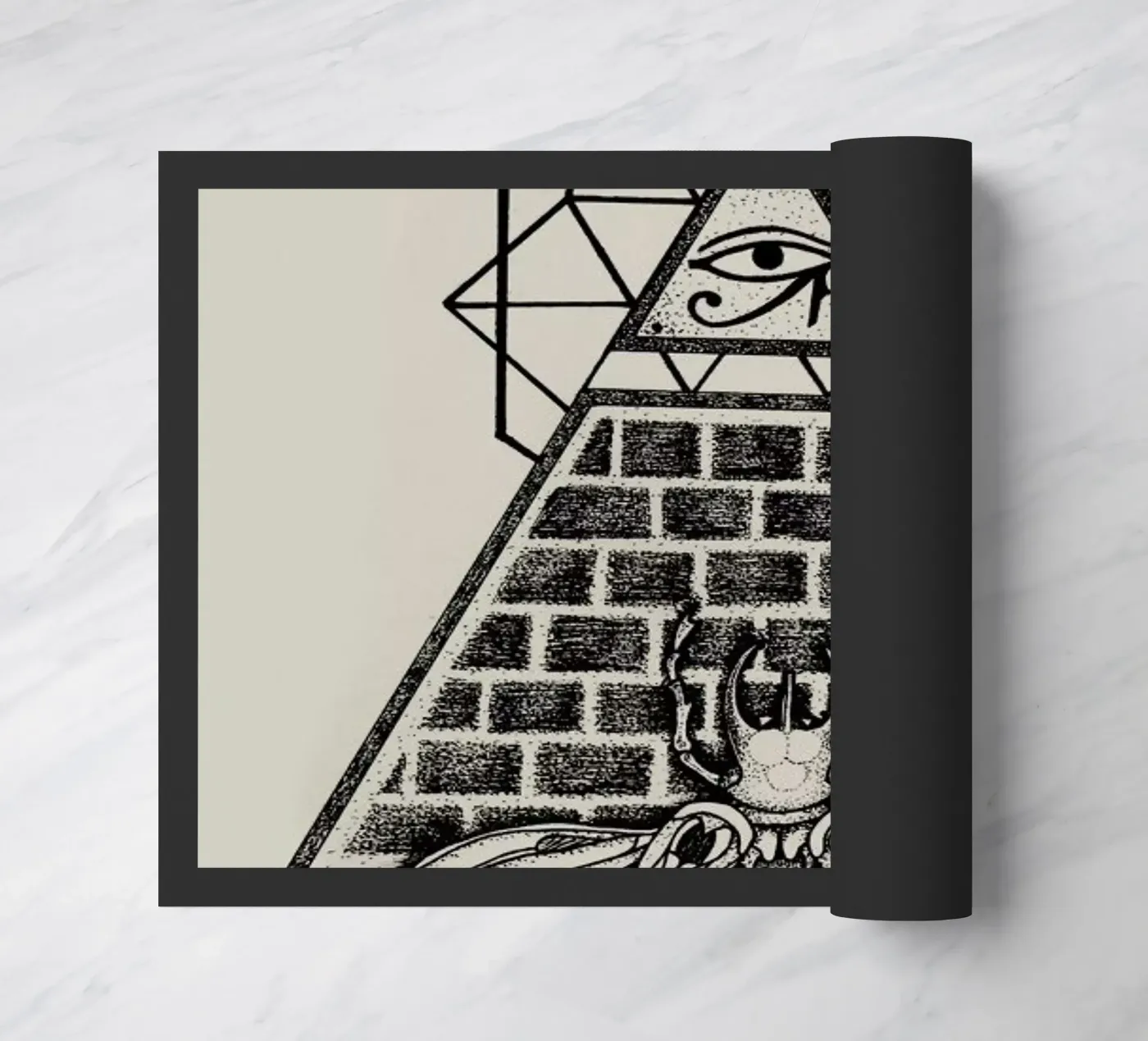 Pyramid deurmat van Alejandra Sáenz